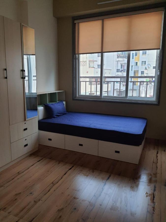 Couch & Cheese Homestel The Most Luxurious Hostel For Working Professionals & Students Πούνε Εξωτερικό φωτογραφία
